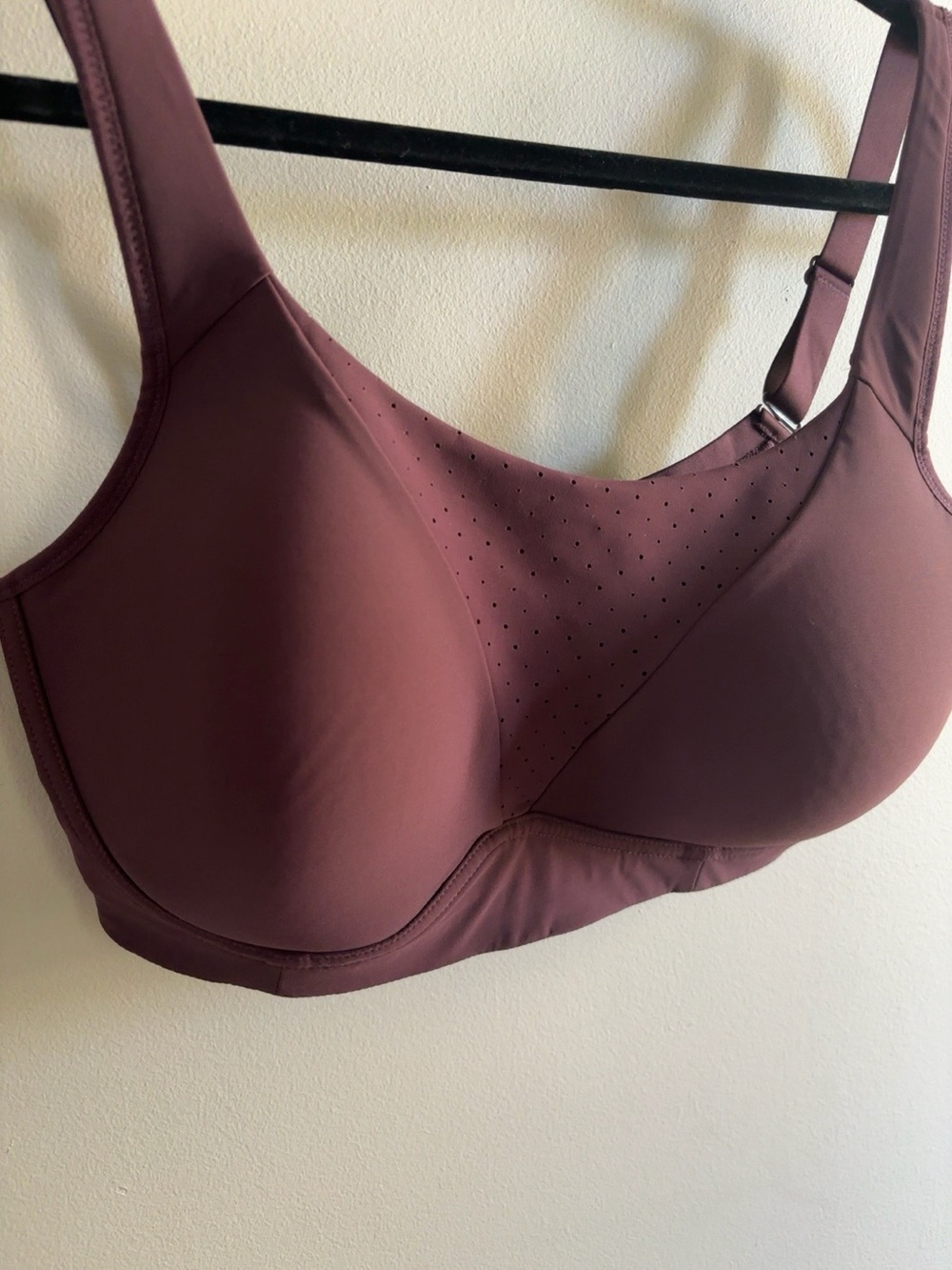 Lululemon Enlite Bra 36DD Black Cherry Burgundy High Support Sports Bra